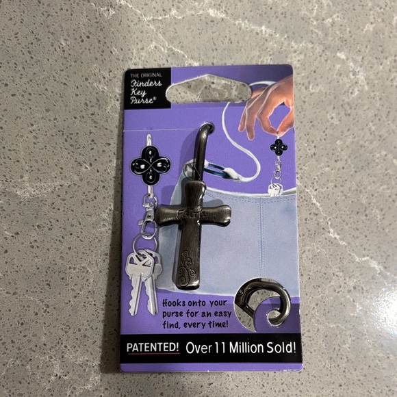 Cross Purse Hook Key Finder - Picture 1 of 4